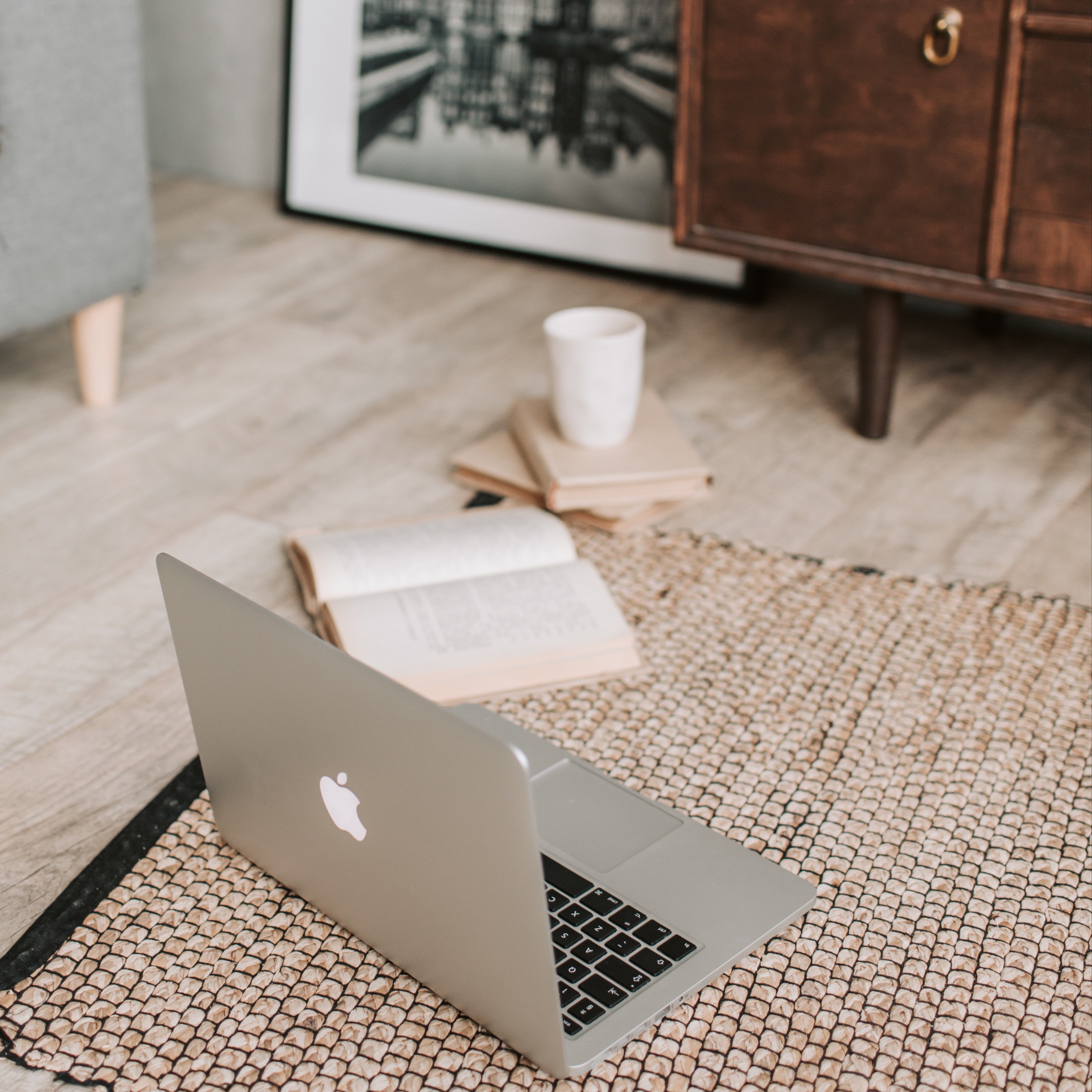 pexels-vlada-karpovich-4050325-2